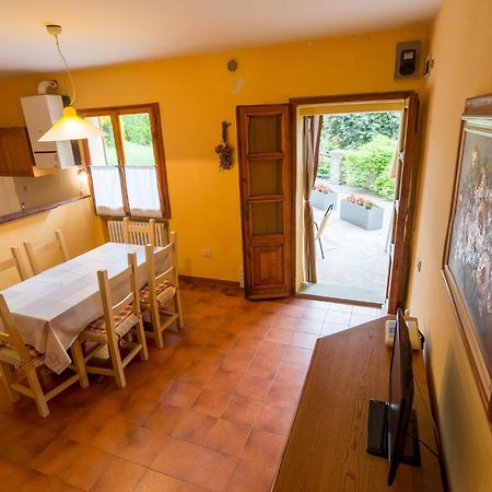Antico Borgo I Cancelli パラッツオーロ・スル・セーニオ エクステリア 写真